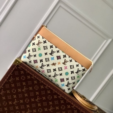 LV Clutch Bags